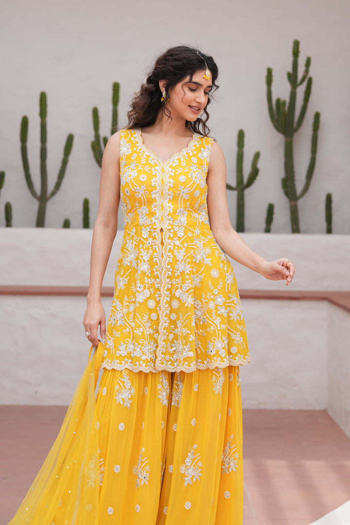 Dillagi Yellow Sharara set