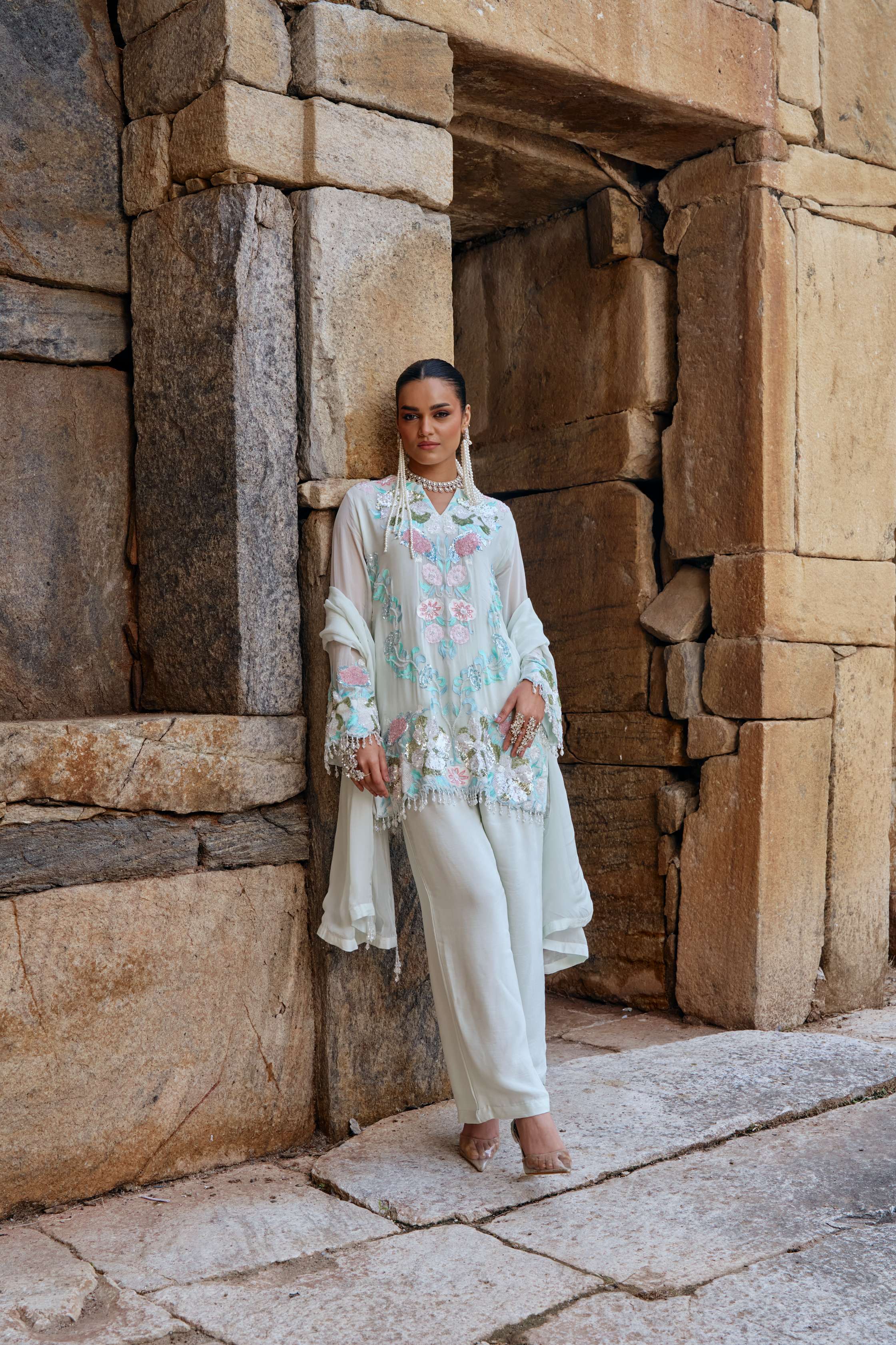 Mint Bloom Embroidered Organza Kurta Set – GKX Sitara
