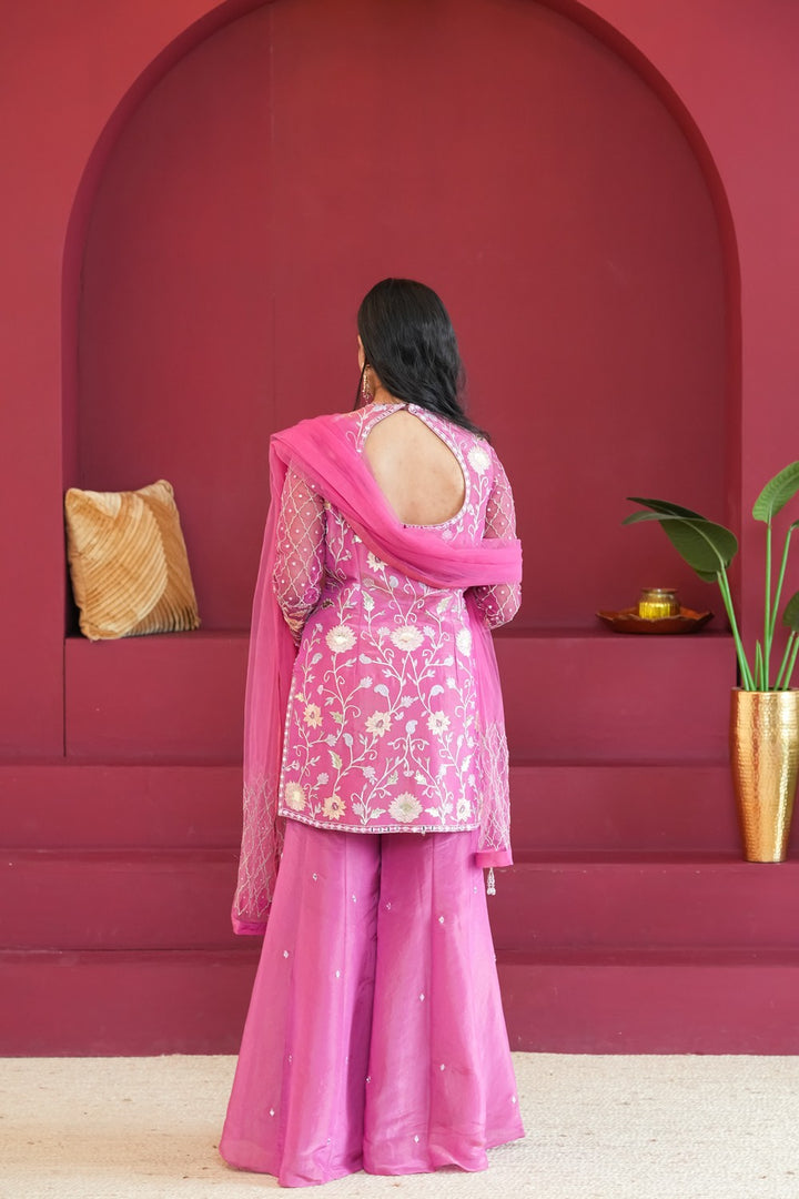 Sukoon-e-Gulab Dusty Peach Outfit