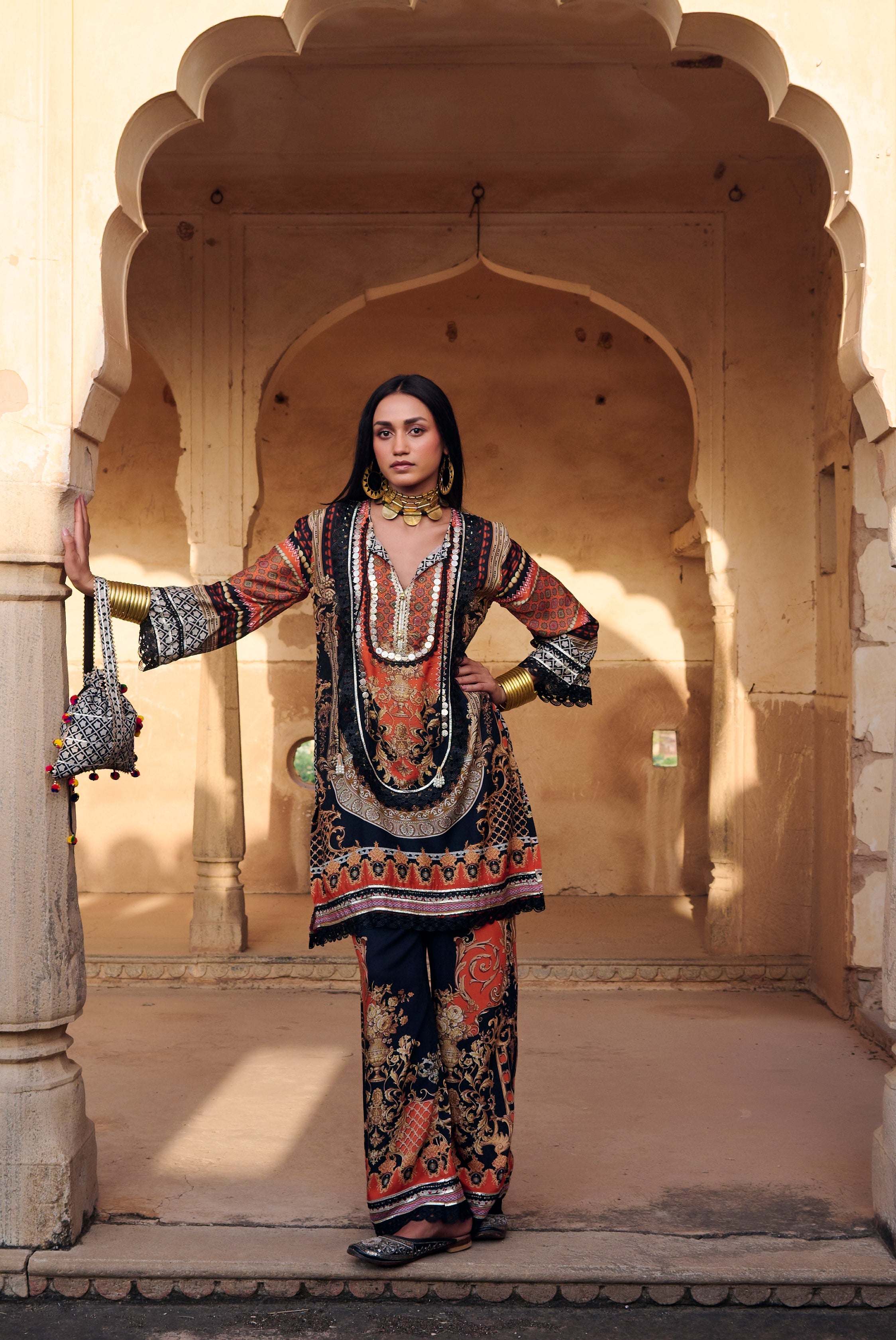 Black Bloom Set – GKX Sitara